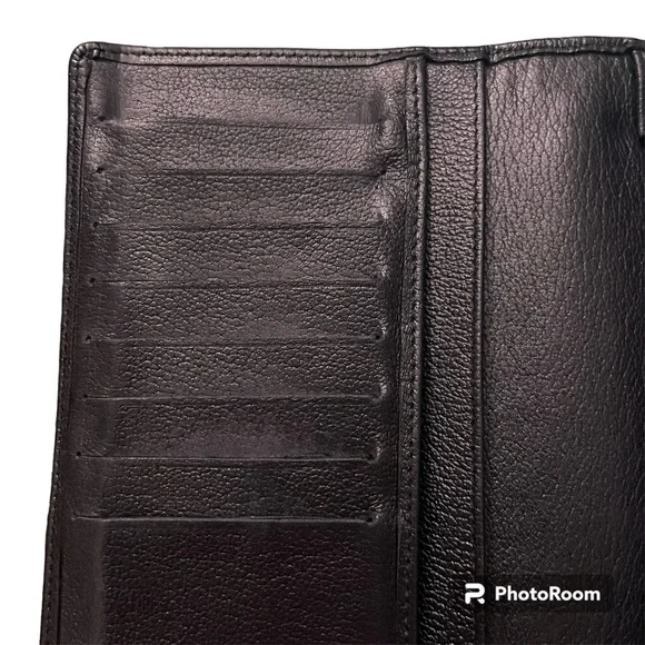 CHANEL Black Leather Camellia Bifold Long Wallet - Authentic - Picture 14 of 16